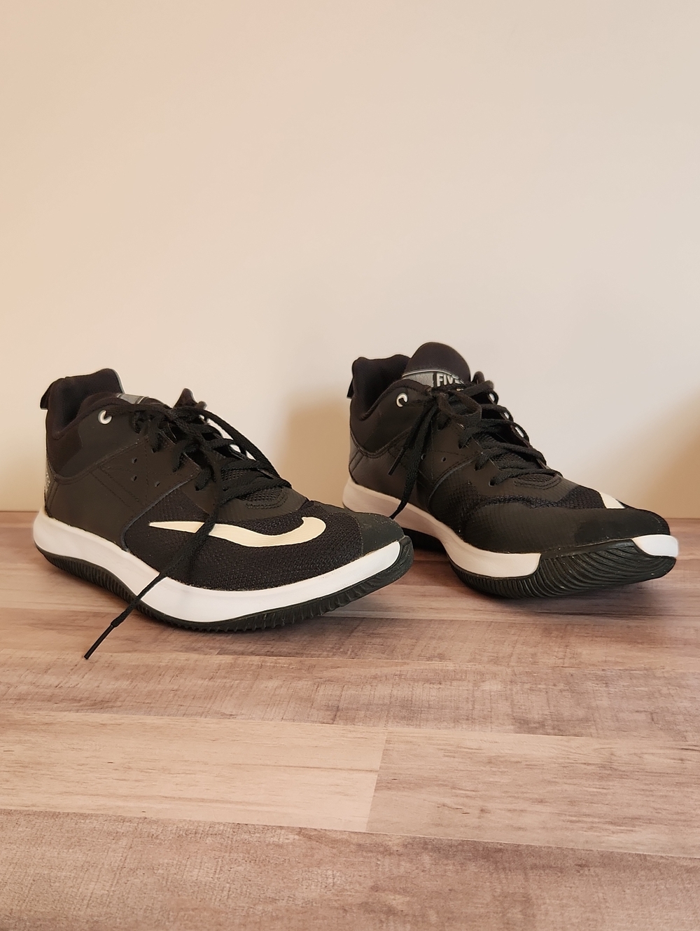 Nike Men's Black and White Fly By Low 2 Athletic Sneakers